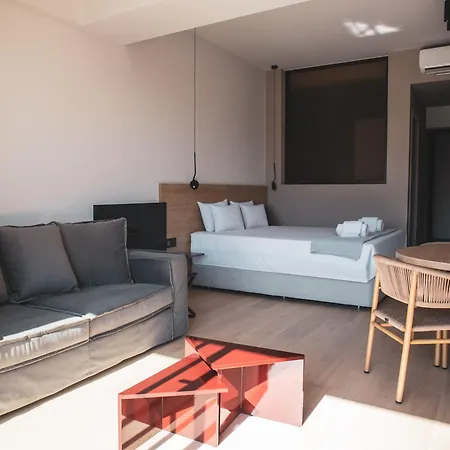 Alinea Lano Old Town Center