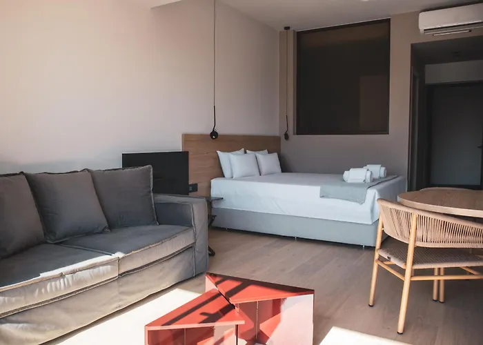 Alinea Lano Old Town Center