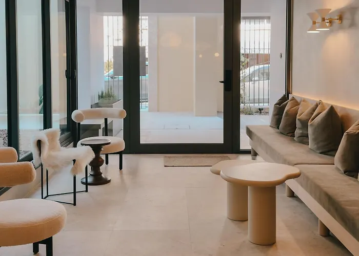 Alinea Lano Old Town Center 4*